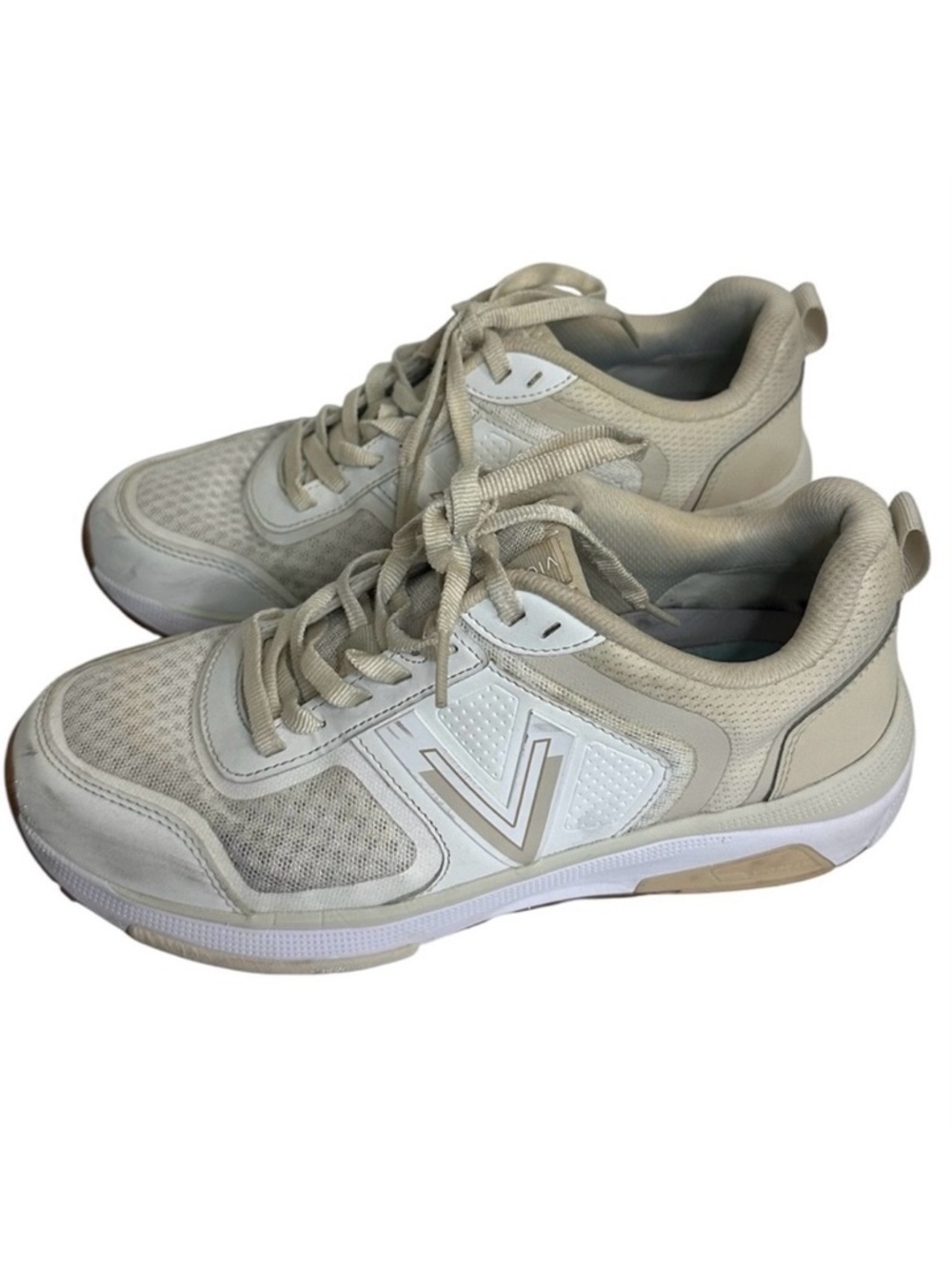 Vionic Women’s Walk Strider White and Cream walking Shoes with Mesh Support